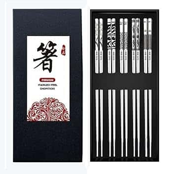 Bacchette in Acciaio Inox, 5 Paia di Bacchette Riutilizzabili Lavabili in Lavastoviglie, Bacchette Giapponesi con Incisione Laser, Set di Bacchette Senza Metallo da Regalo per Natale/Compleanno