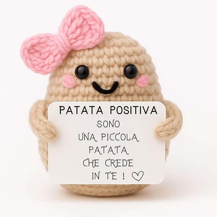 Patata Girl© | Regalo Donna Carino | Idea a Sorpresa per Amica & Ragazza | Compleanno & Secret Santa | Oggetto Decorativo Kawaii Amore | Camera Rosa | Peluche Principessa | Uncinetto Positivo | Bambol