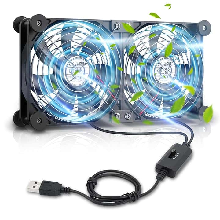 OTraki Ventola USB 14CM×14CM×2.5CM 3 Velocità Regolabili, Ventola Doppia con 8 Piedini Ammortizzanti per PC, Laptop, Proiettori, Router e Altri Dispositivi PS5, PS4, TV Box