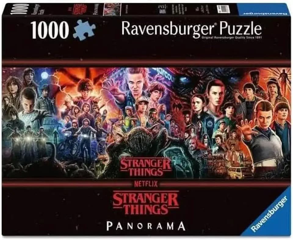 Ravensburger - Puzzle Stranger Things | Puzzle 1000 Pezzi | Puzzle Adulti Panorama | Dimensione 98x37,50 cm | Idee Regalo | Puzzle 1000 Pezzi Ravensburger | Regalo Festa del Papà The Forest Stewardship Council